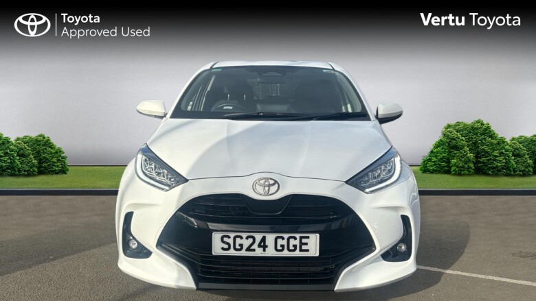 Toyota Yaris 1.5 Hybrid Design 5dr CVT Hybrid Hatchback